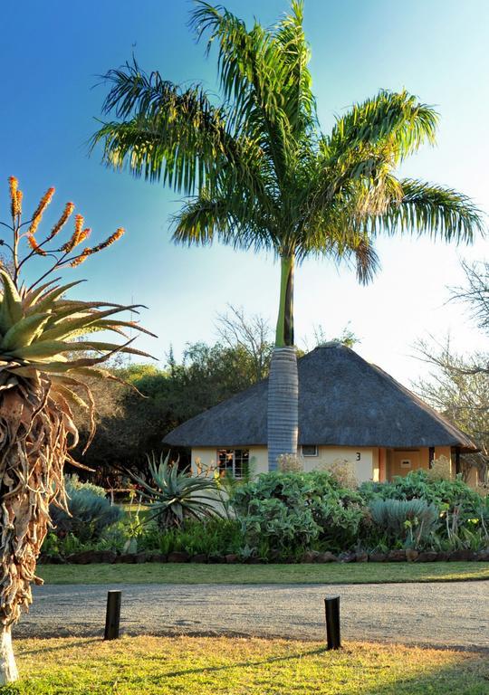Komati River Chalets Komatipoort Exterior photo